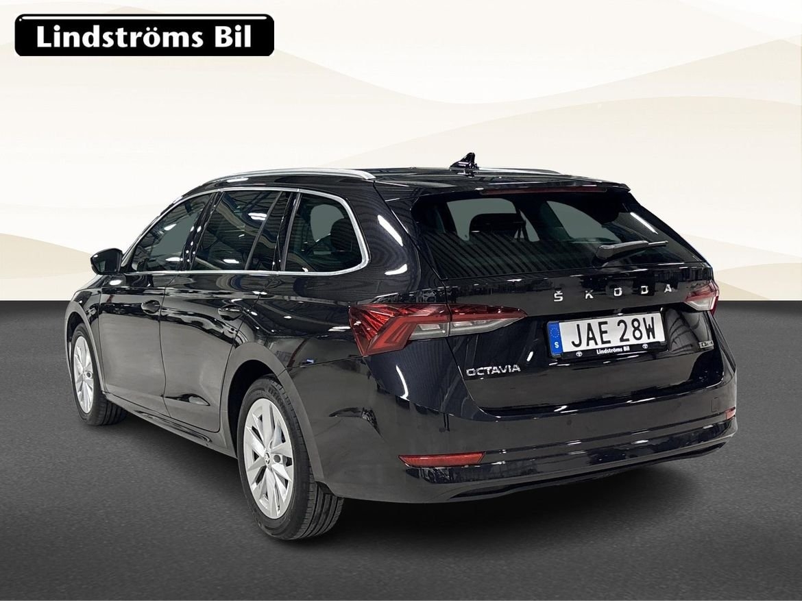 Skoda Octavia Škoda Combi 1.0 TSI DSG 2023, kuva 4/20
