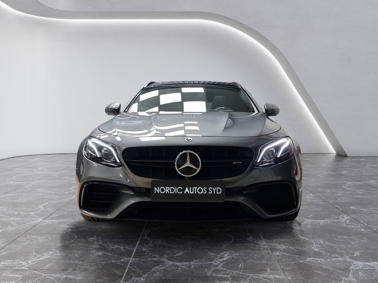 Mercedes-Benz E 2019, bild 7/10