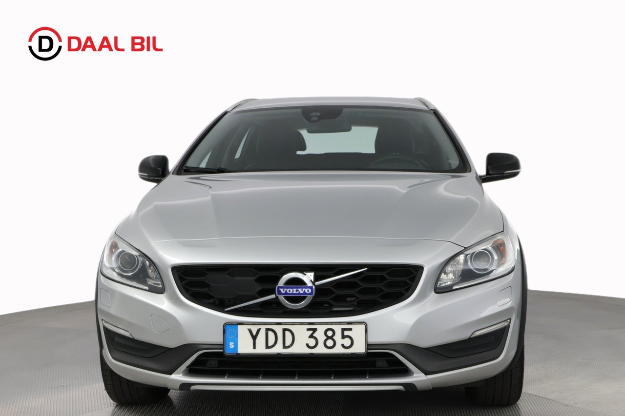 Volvo V60 Cross Country 2016, bild 2/10