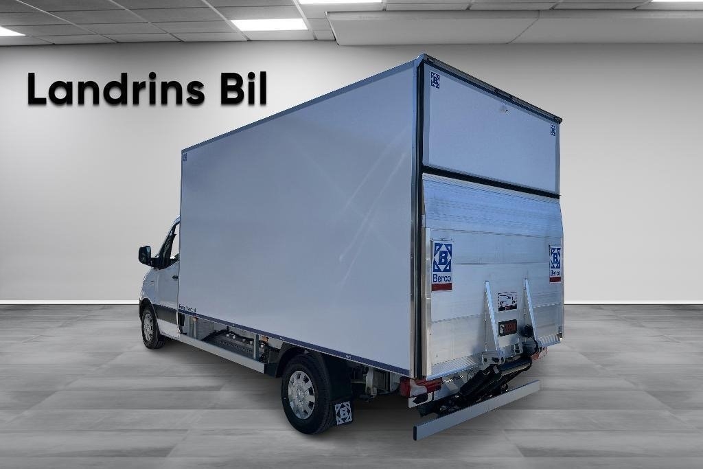 Mercedes-Benz eSprinter 2025, photo 6/10