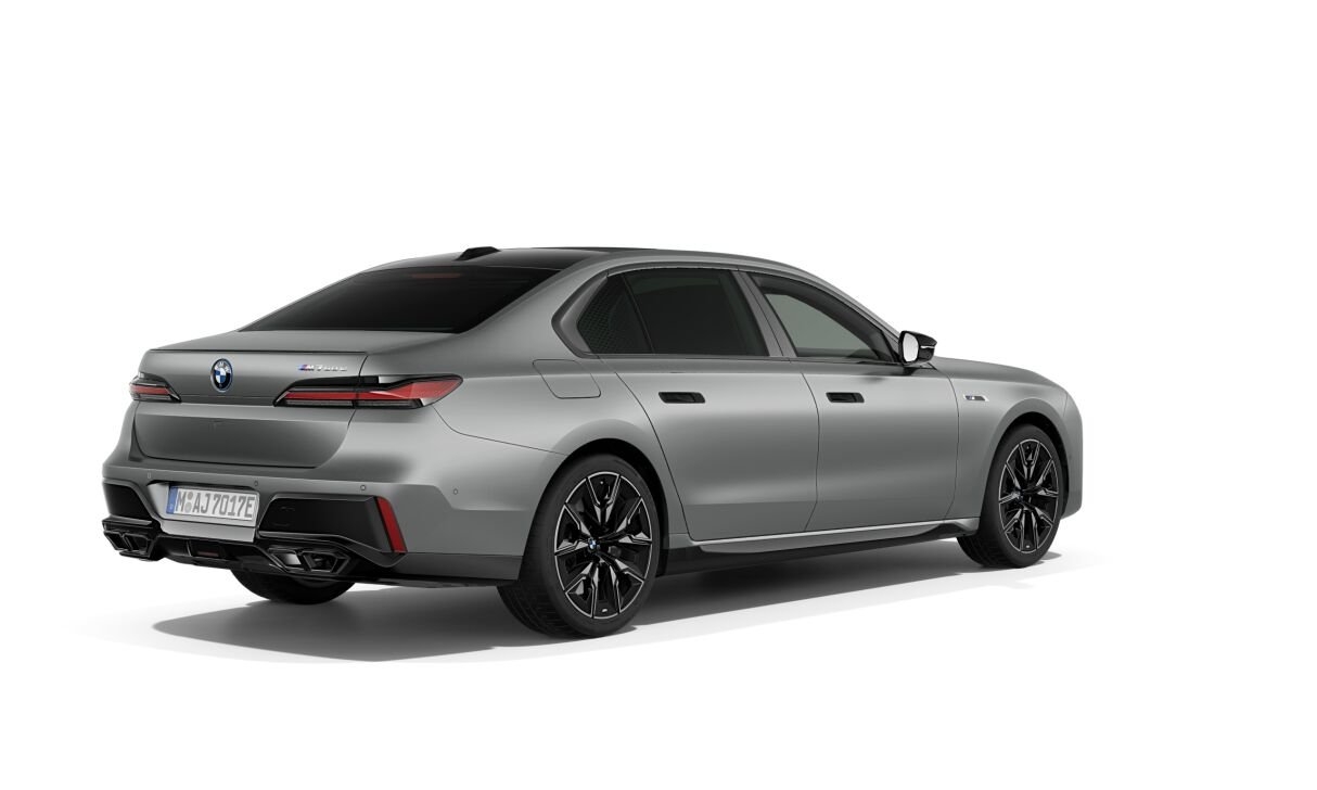 BMW M760e 2026, photo 2/6