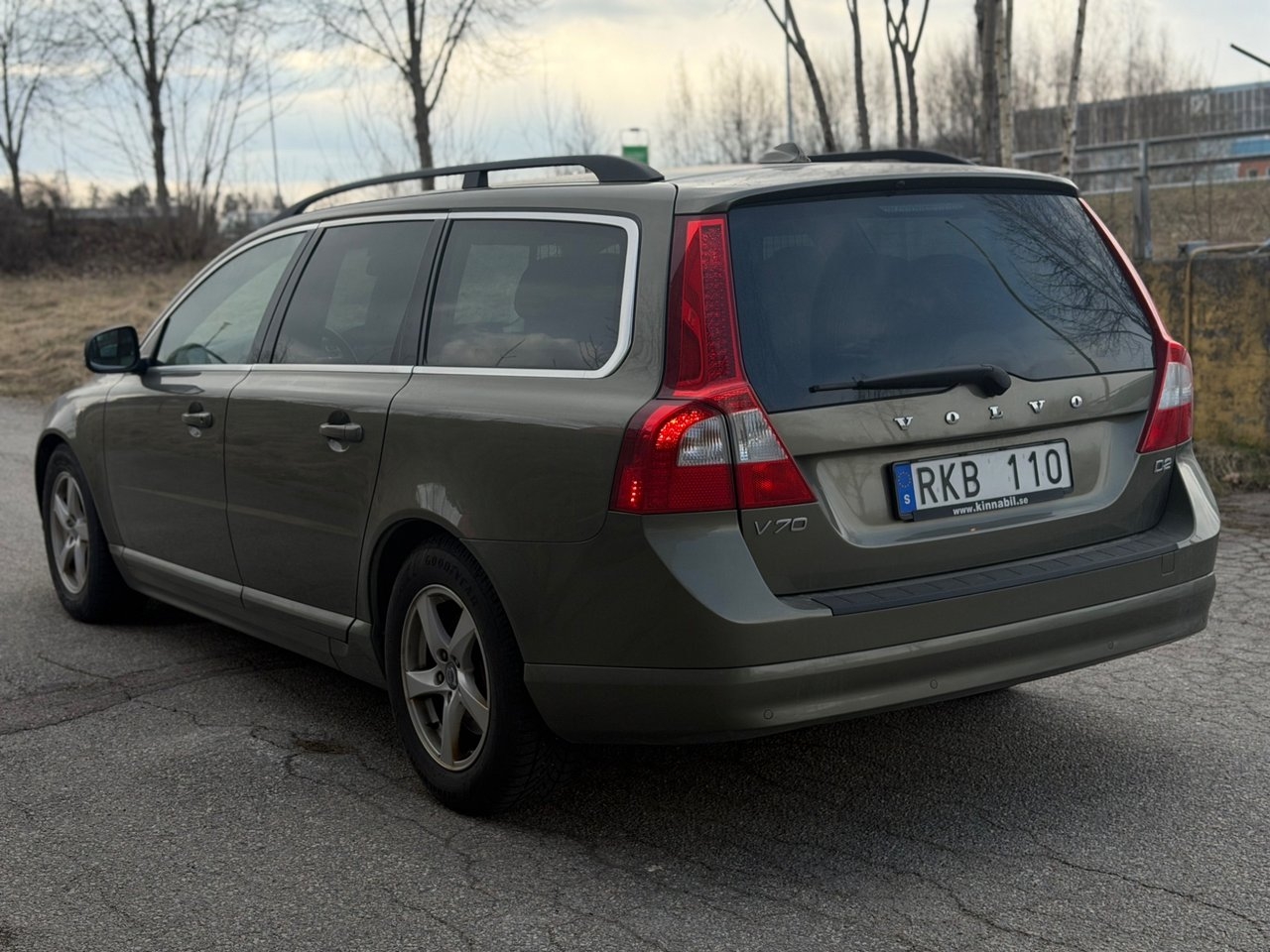 Volvo V70 D2 Momentum Euro 5 2013, kuva 5/9