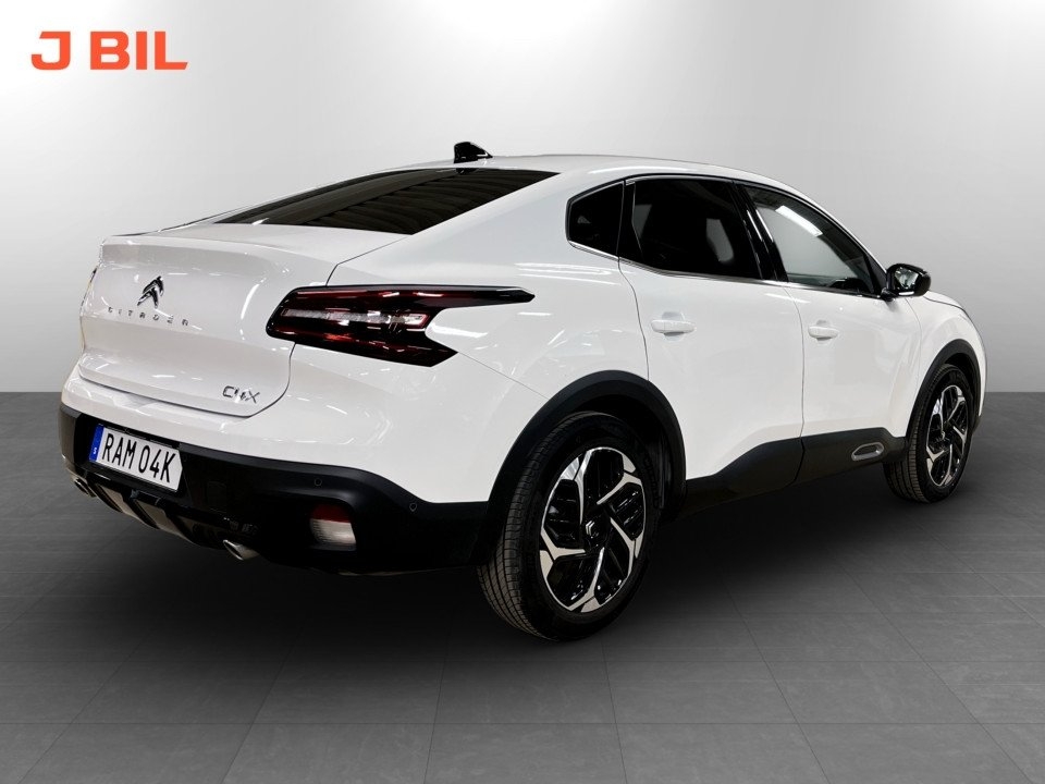 Citroen C4 X Shine 1.2 PT 130hk Aut 2023, bild 3/19