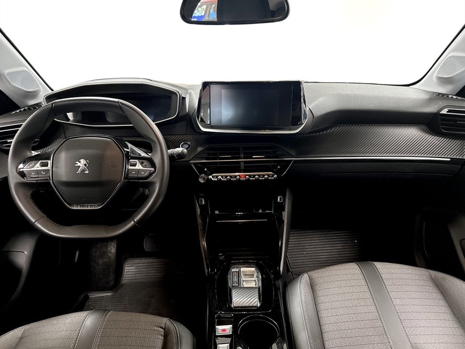 Peugeot e-208 2023, kuva 6/10