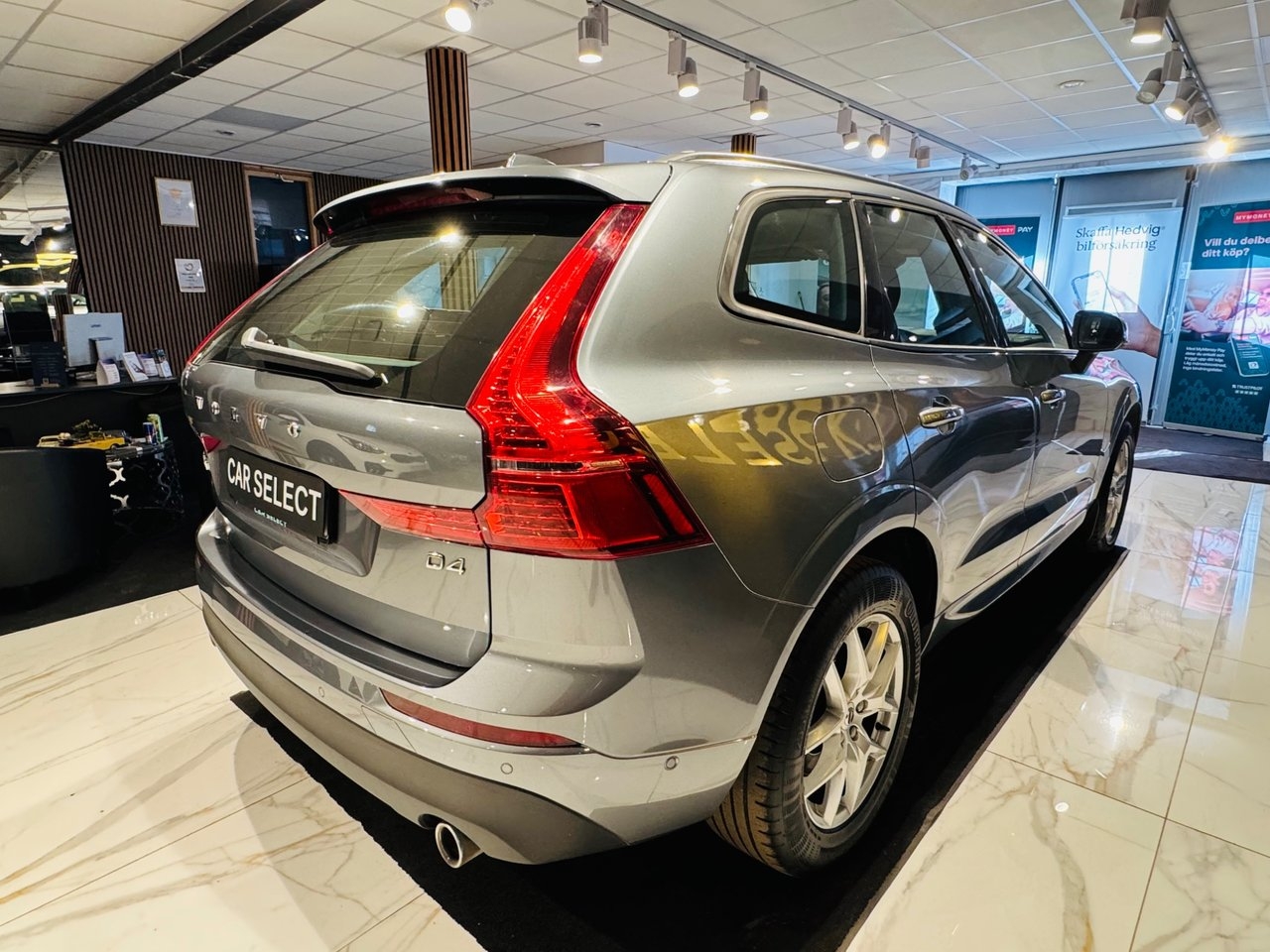 Volvo XC60 D4 Geartronic Momentum 2019, bild 7/10