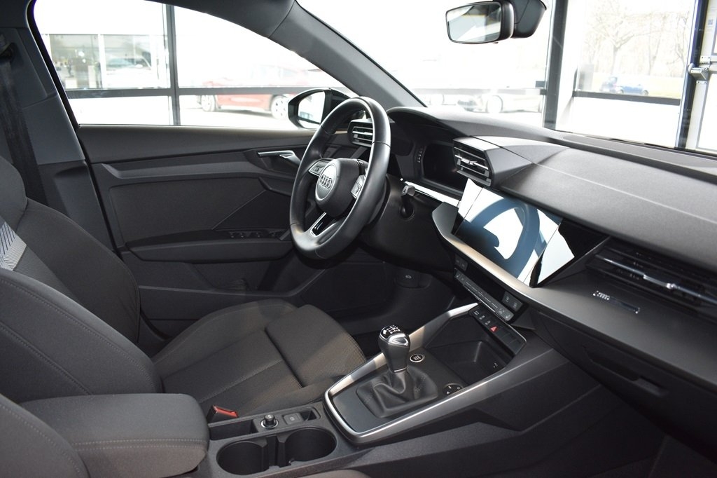 Audi A3 Sportback 35 TFSI 150 HK PROLINE 2023, bild 4/6