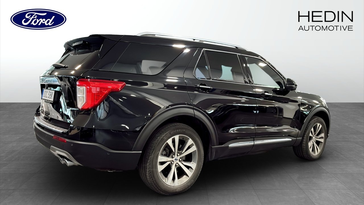 Ford Explorer 2020, photo 2/10