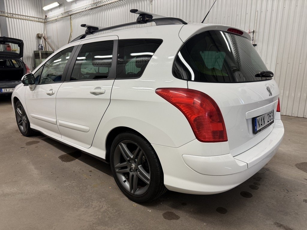 Peugeot 308 2012, bild 2/10