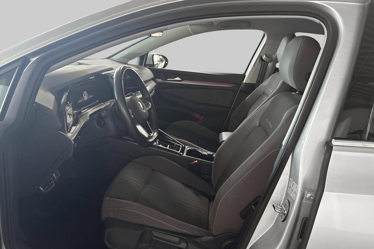Volkswagen Golf 2023, bild 6/23
