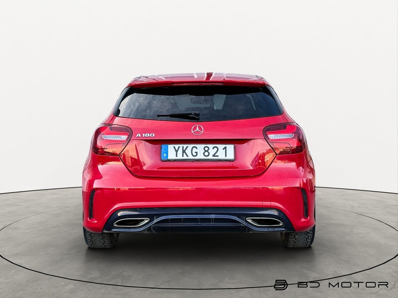 Mercedes-Benz A 180 AMG Night 1 brukare 2017, bild 5/10
