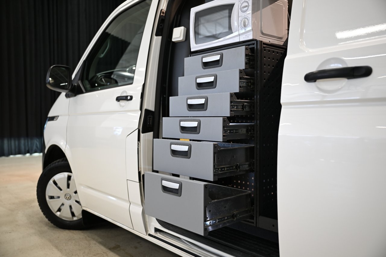 Volkswagen Transporter 2020, photo 4/10