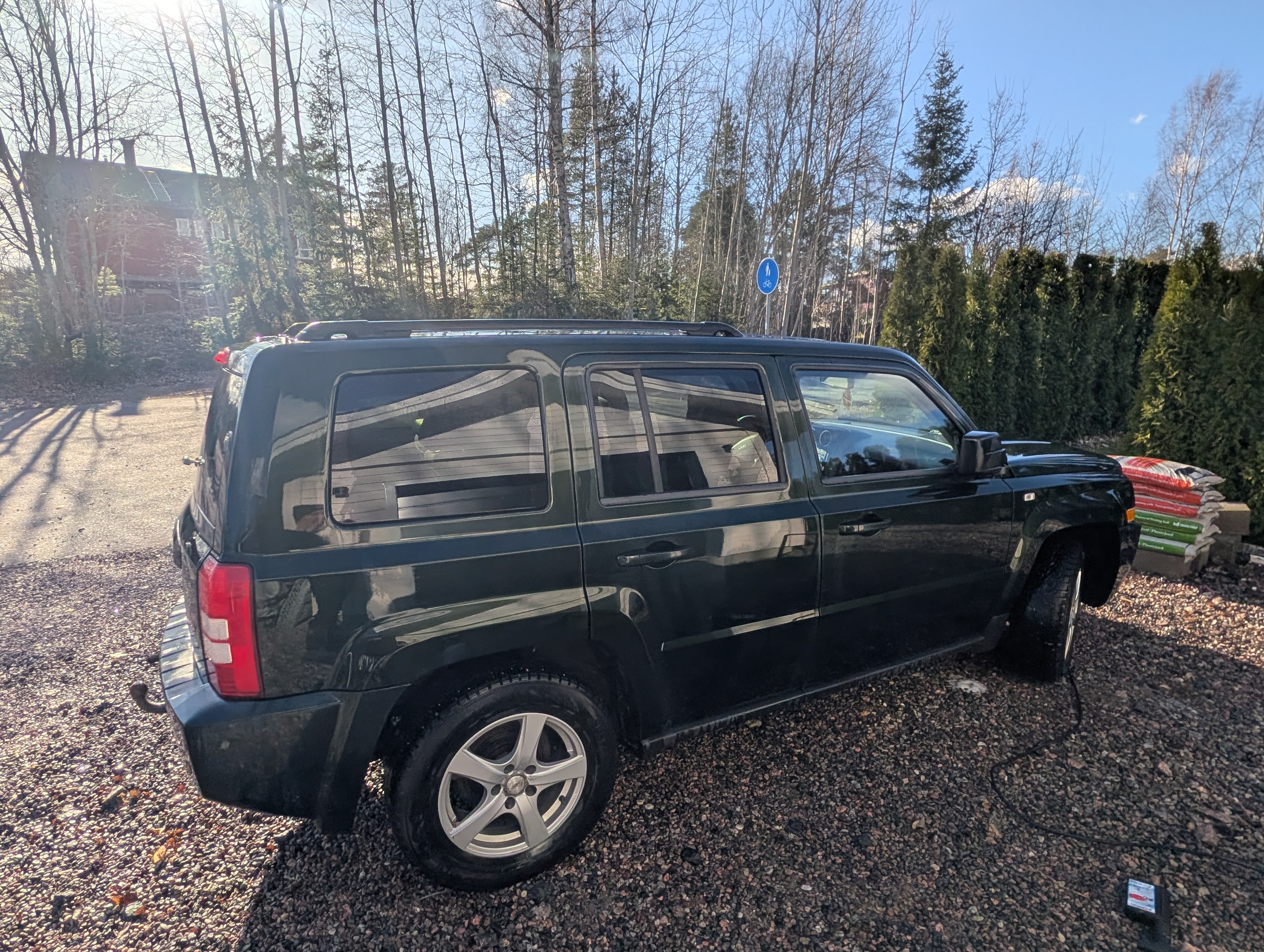 Jeep Patriot 2.4 4WD Manuell 2010, bild 2/5