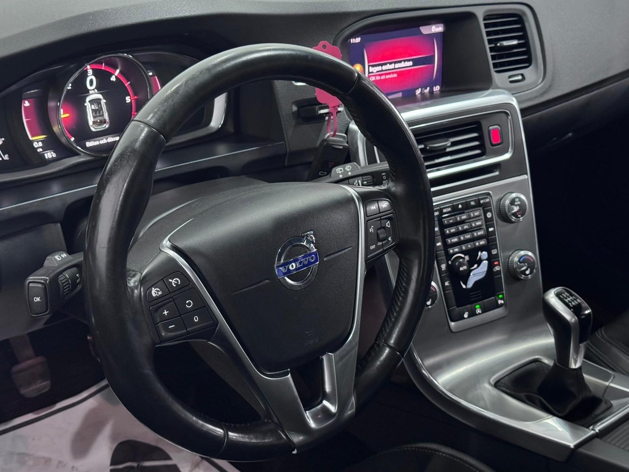 Volvo V60 2018, bild 2/10