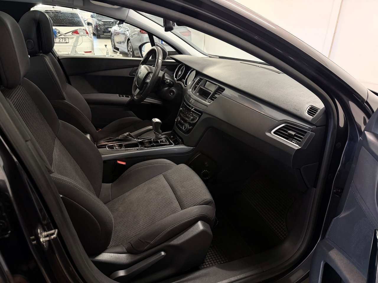 Peugeot 508 2012, bild 6/8