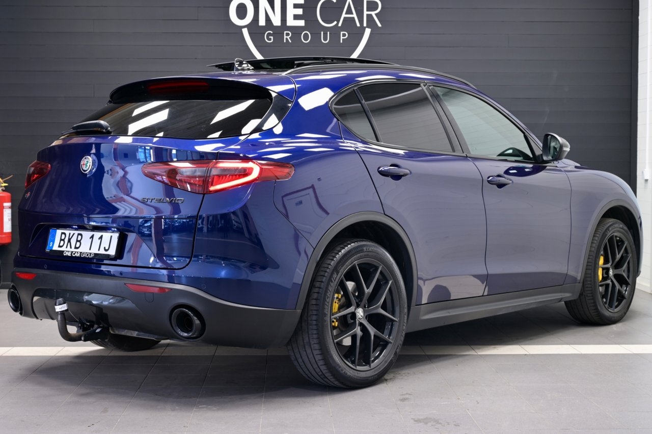 Alfa Romeo Stelvio 2019, bild 6/10