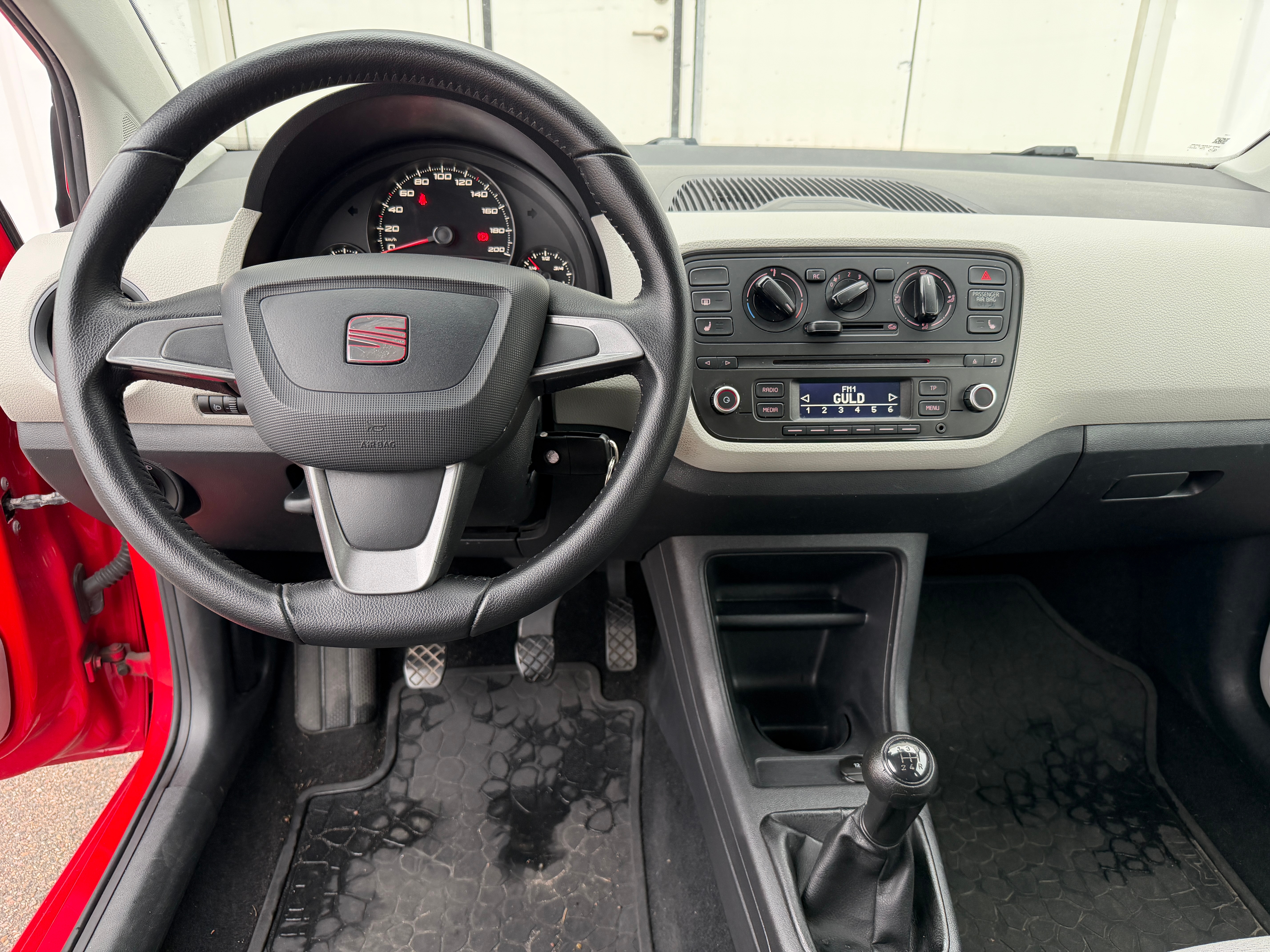 Seat Mii 3-dörrar 1.0 Manuell 2013, bild 7/10