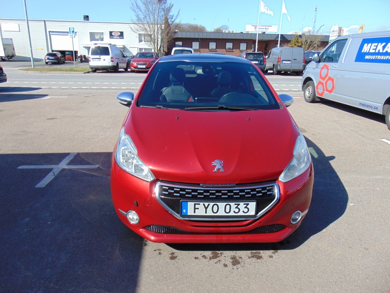Peugeot 208 GTi 1.6 THP 2013, bild 3/10