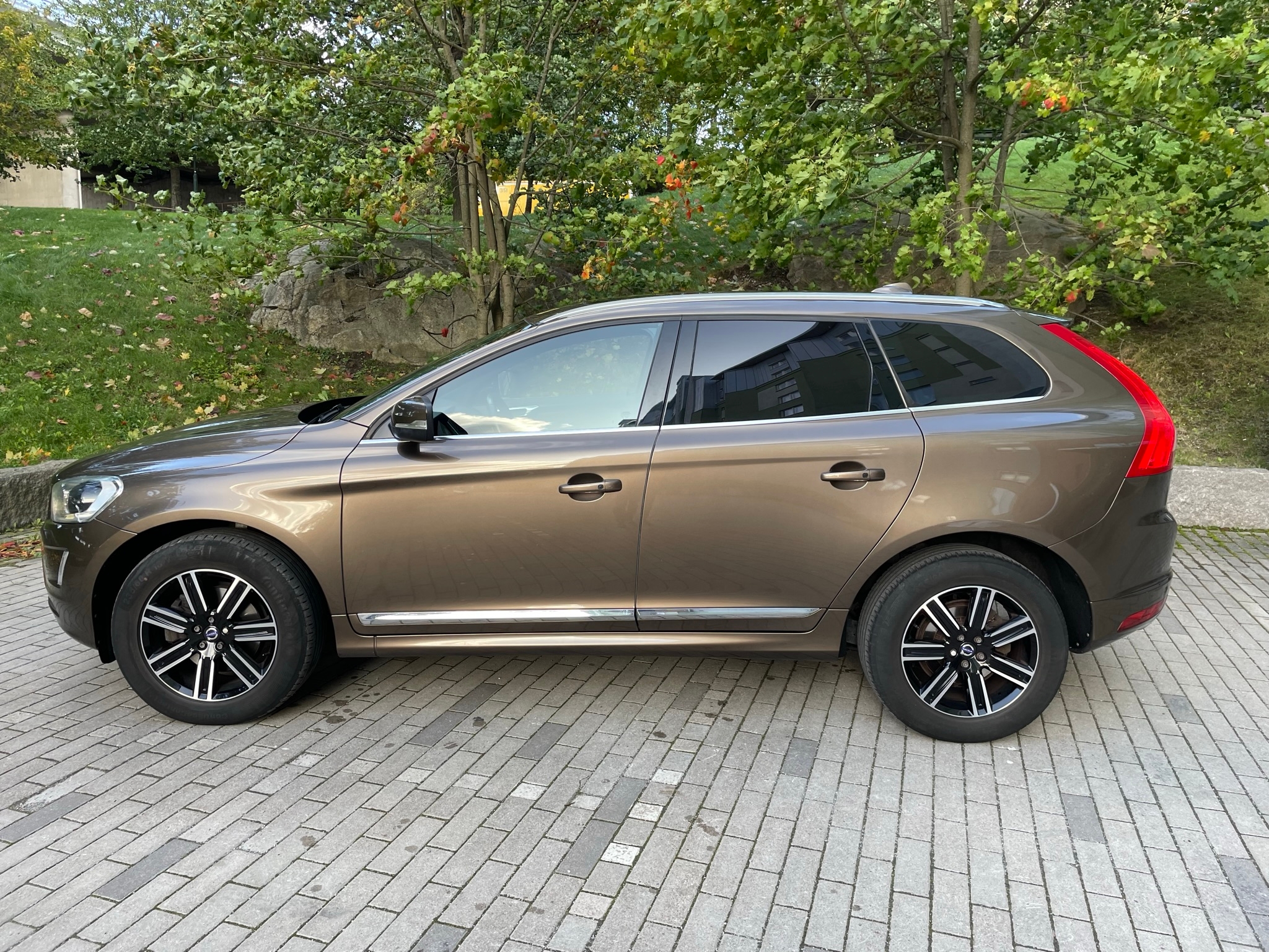 Volvo XC60 D4 AWD Geartronic 2017, bild 5/10