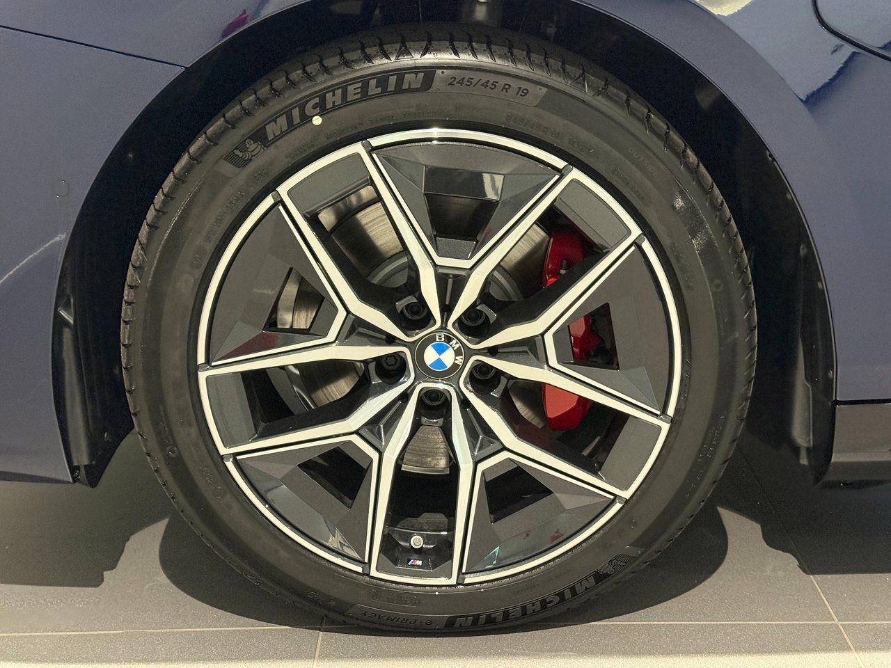 BMW 530 2026, bild 5/10