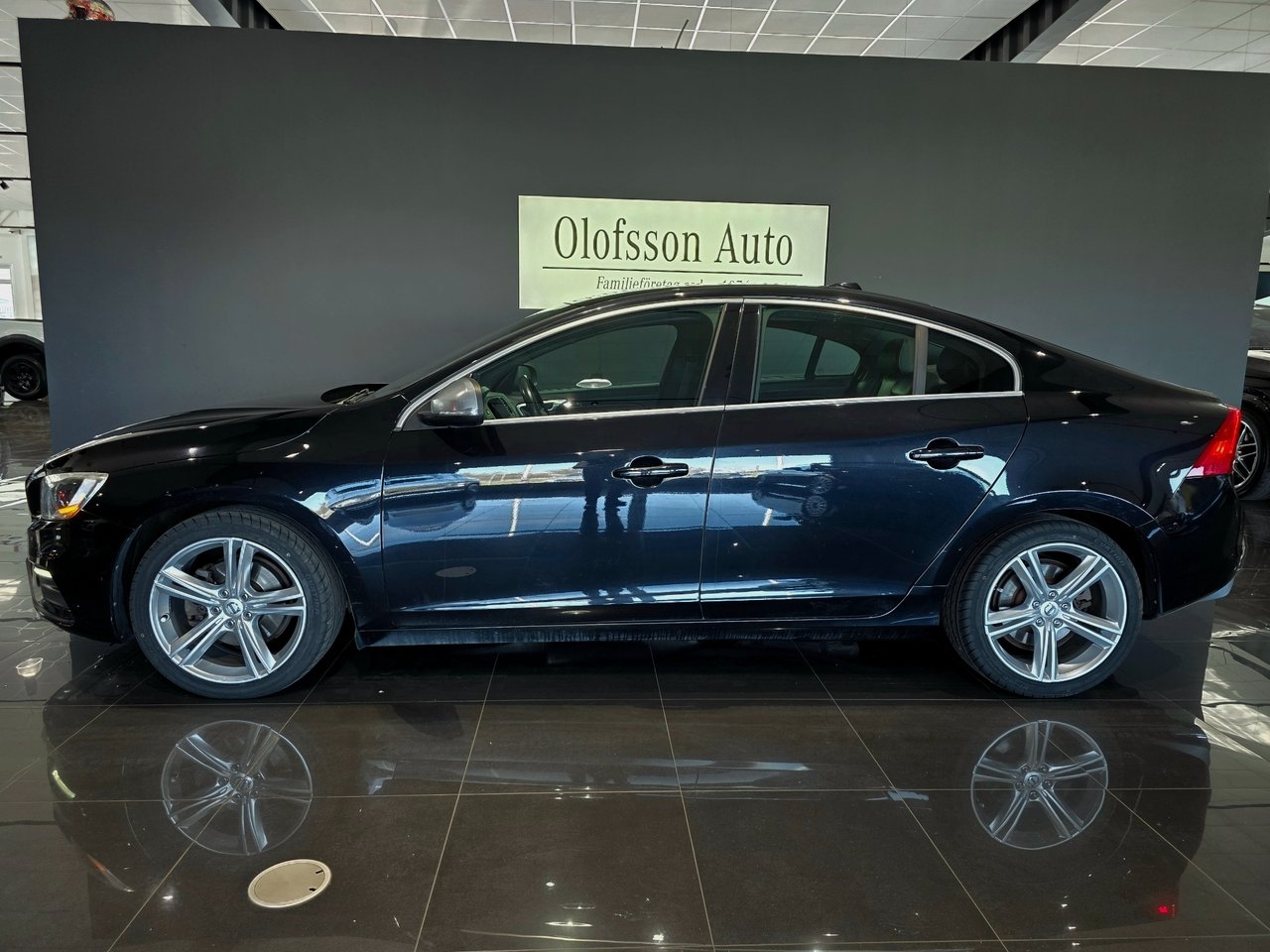 Volvo S60 T4 R-Design Euro 5 2014, bild 2/10
