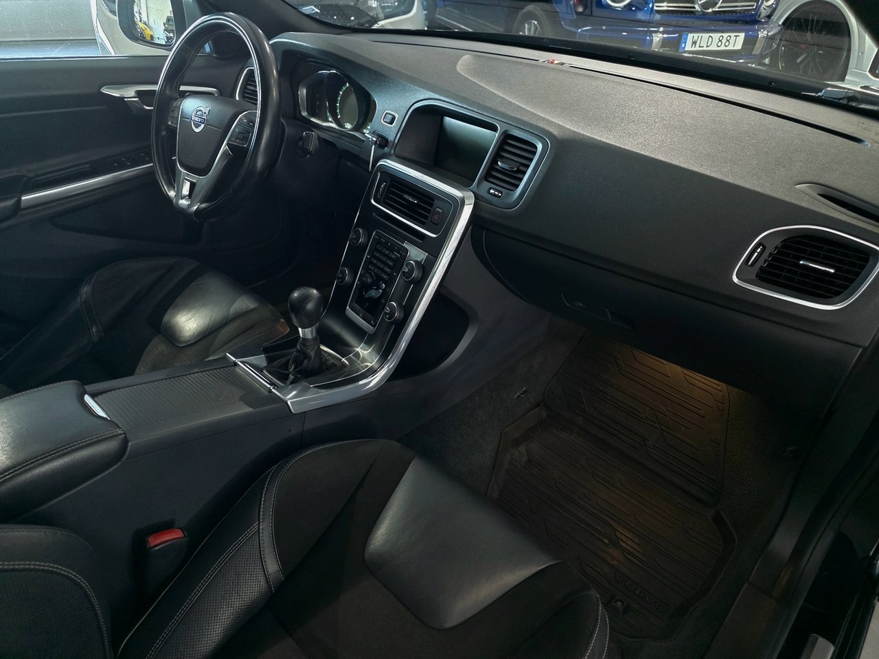 Volvo S60 T4 R-Design Euro 5 2014, bild 4/10