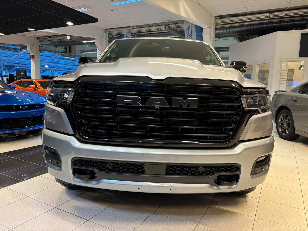 Dodge RAM Laramie Night Premium 420Hk 2025, photo 7/10