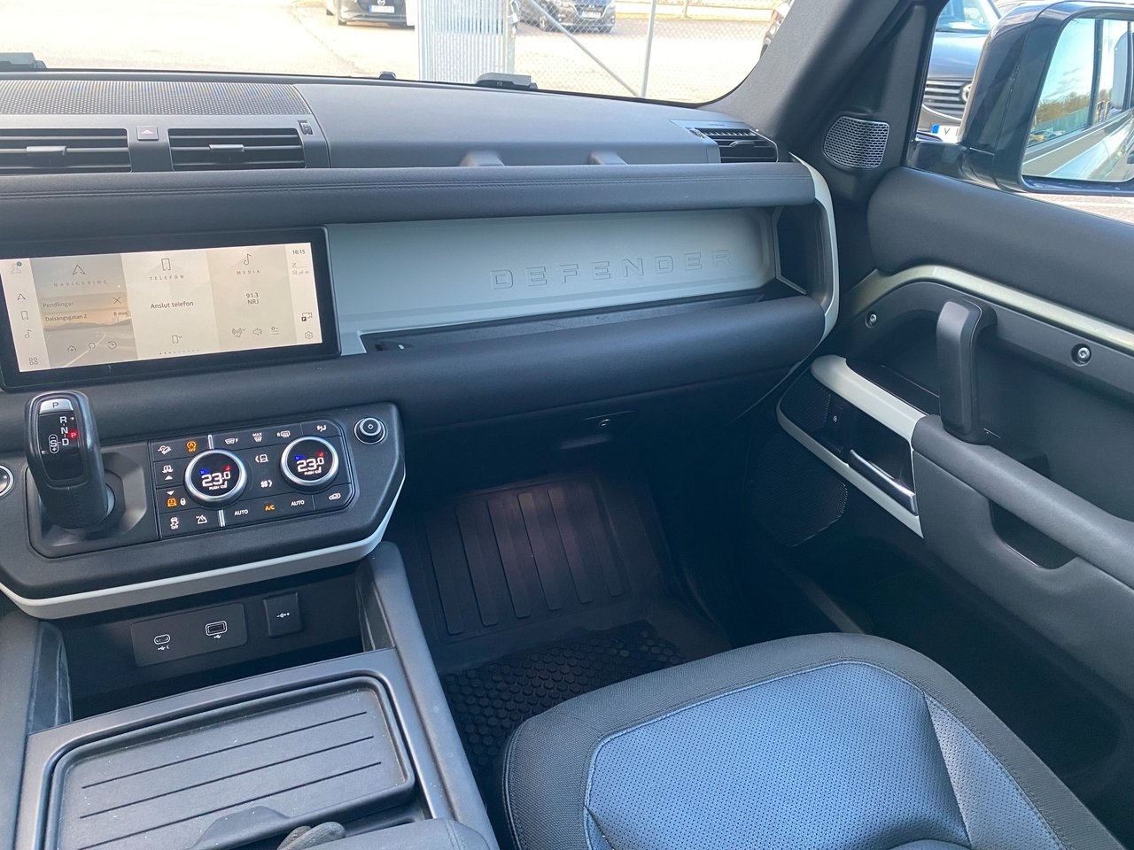 Land Rover Defender 2020, bild 7/10