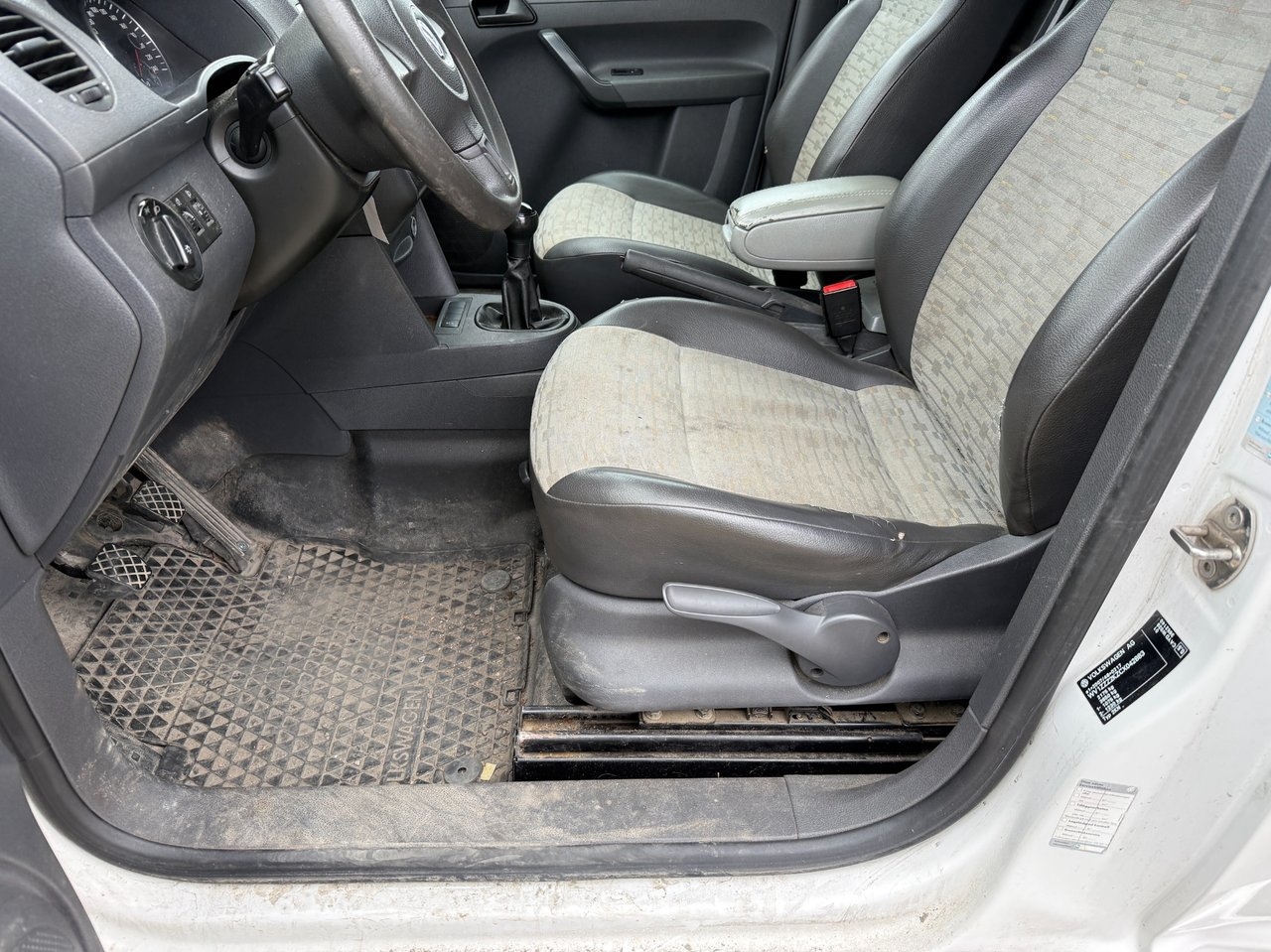 Volkswagen Caddy 2012, bild 7/9