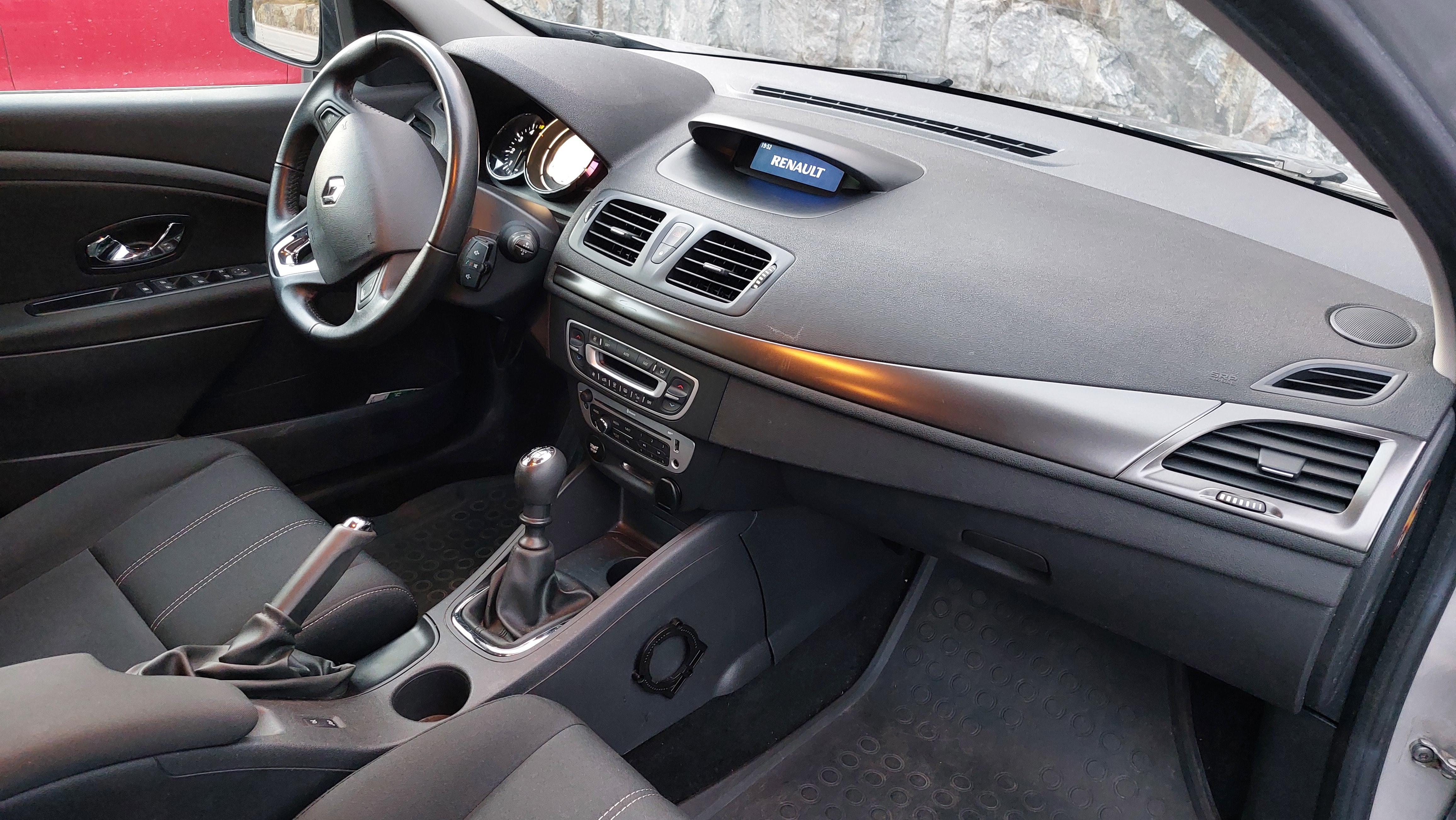 Renault Megane Grandtour 1.5 dCi Manuell 2015, bild 7/9