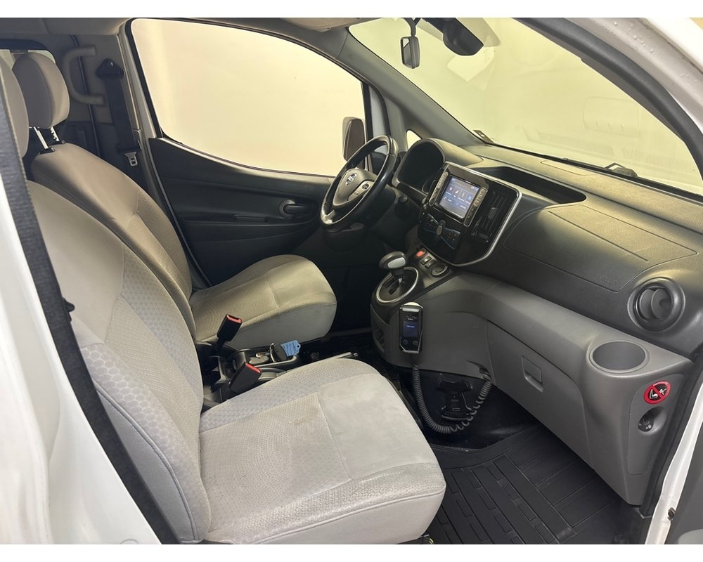 Nissan e-NV200 Combi 24 kWh 2015, bild 7/22