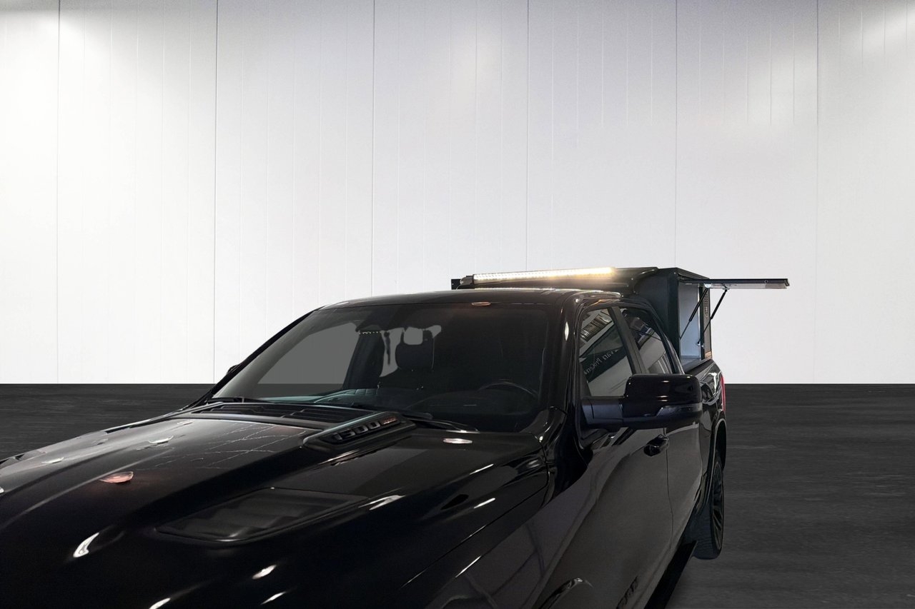 RAM 1500 Limited Night CREW CAB 2025, bild 6/10