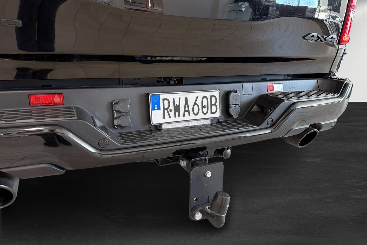 RAM 1500 Limited Night CREW CAB 2025, bild 7/10