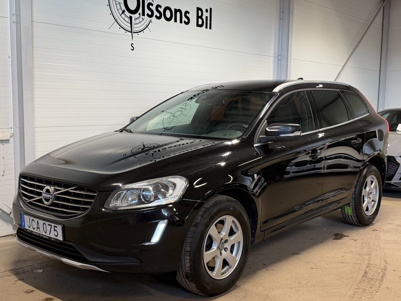 Volvo XC60 2016, kuva 2/10