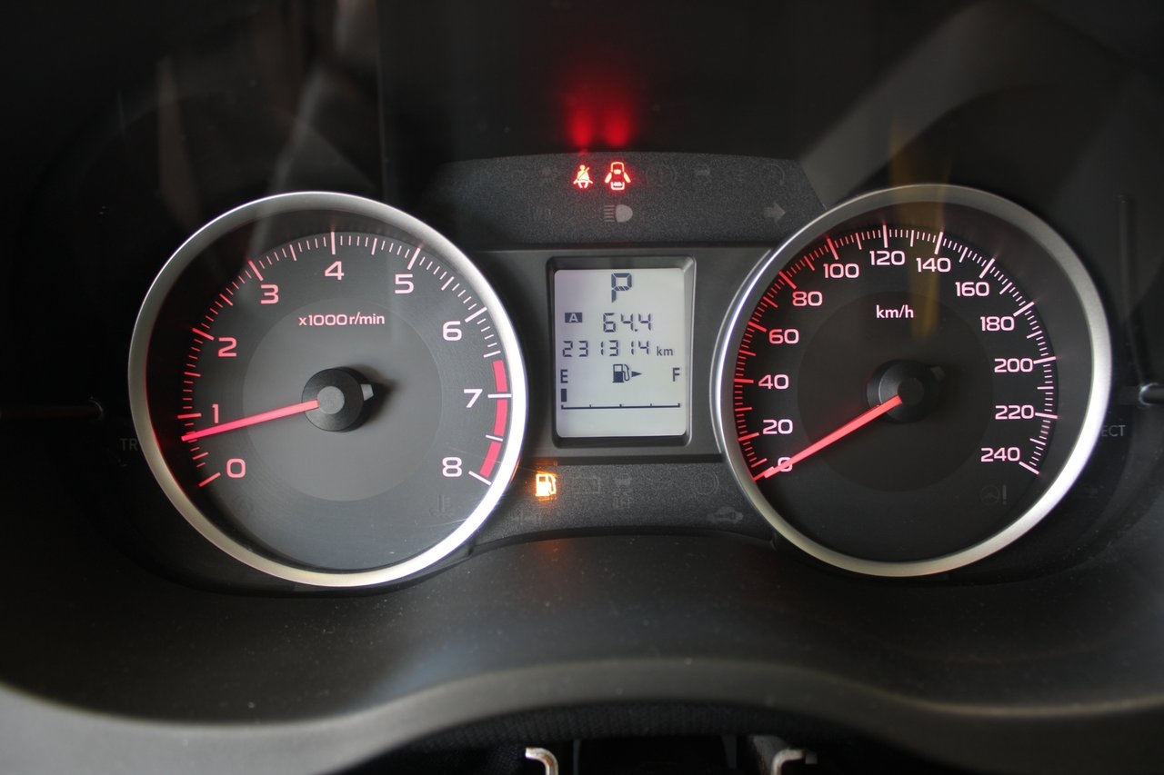 Subaru Impreza 1.6 4WD Lineartronic 2013, photo 6/9