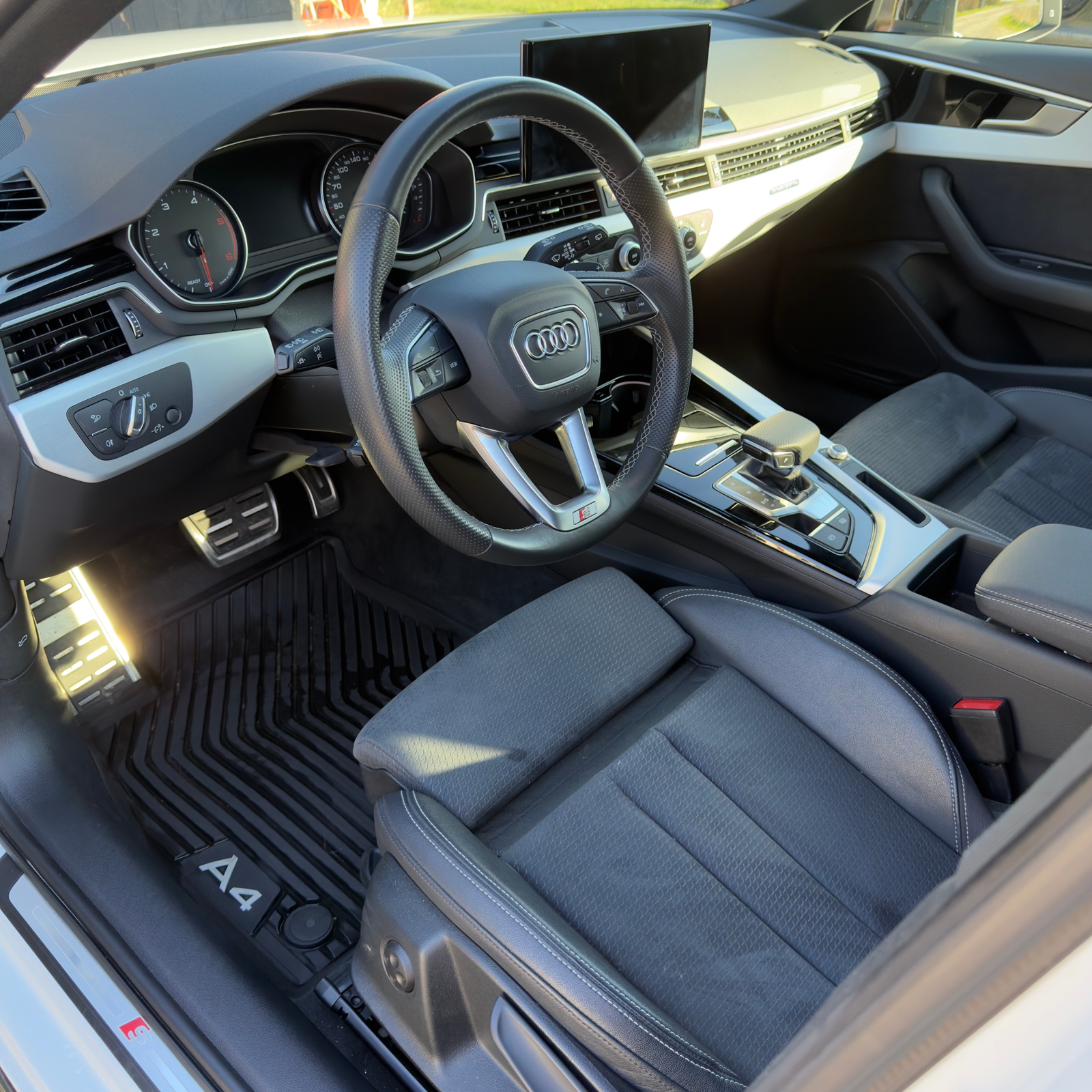 Audi A4 2022, kuva 5/10