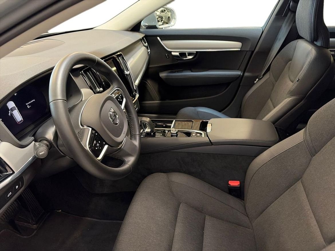 Volvo V90 T6 Core Edition II OUTLET 2025, photo 4/10