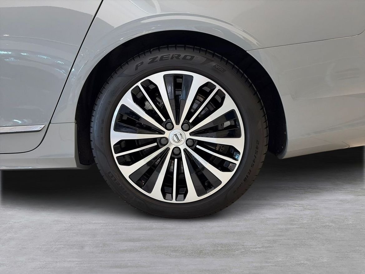 Volvo V90 T6 Core Edition II OUTLET 2025, photo 3/10
