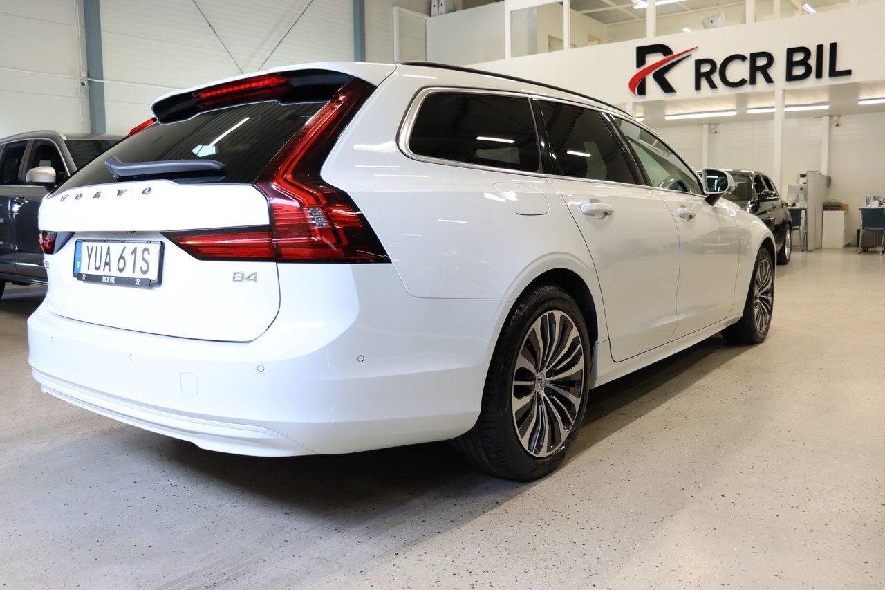 Volvo V90 2022, photo 4/10