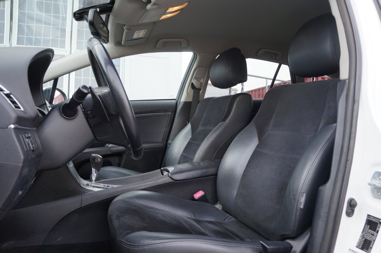 Toyota Avensis Kombi 1.8 Edition 50 2014, bild 7/10