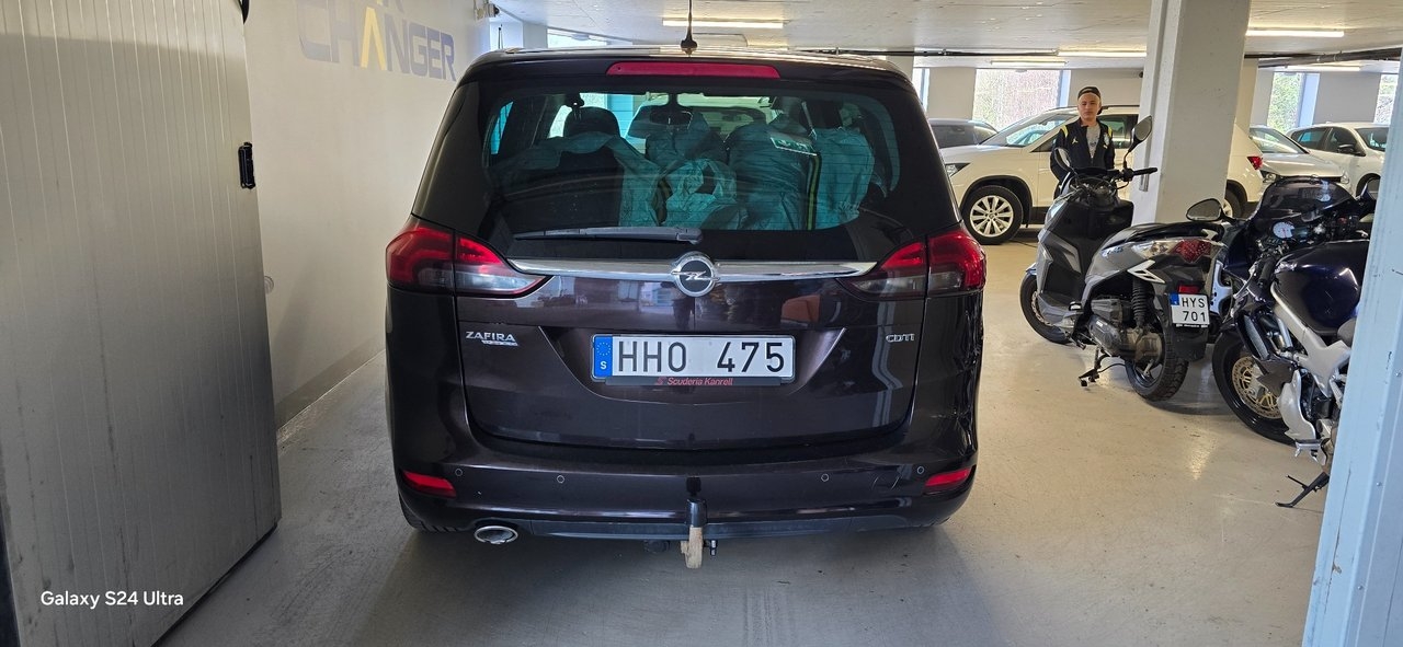 Opel Zafira Tourer Tourer 2.0 CDTI 2013, kuva 4/12