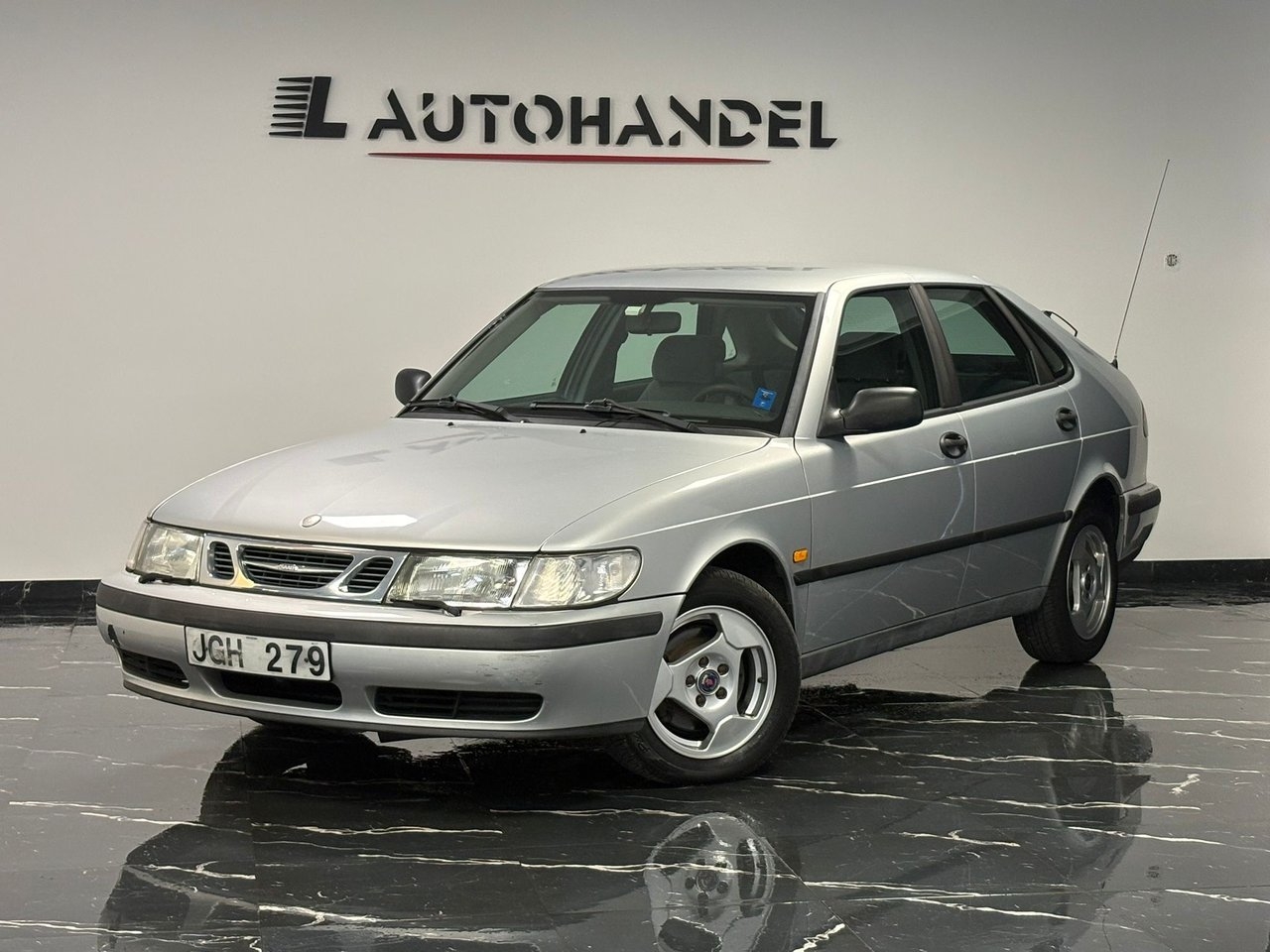 Saab 9-3