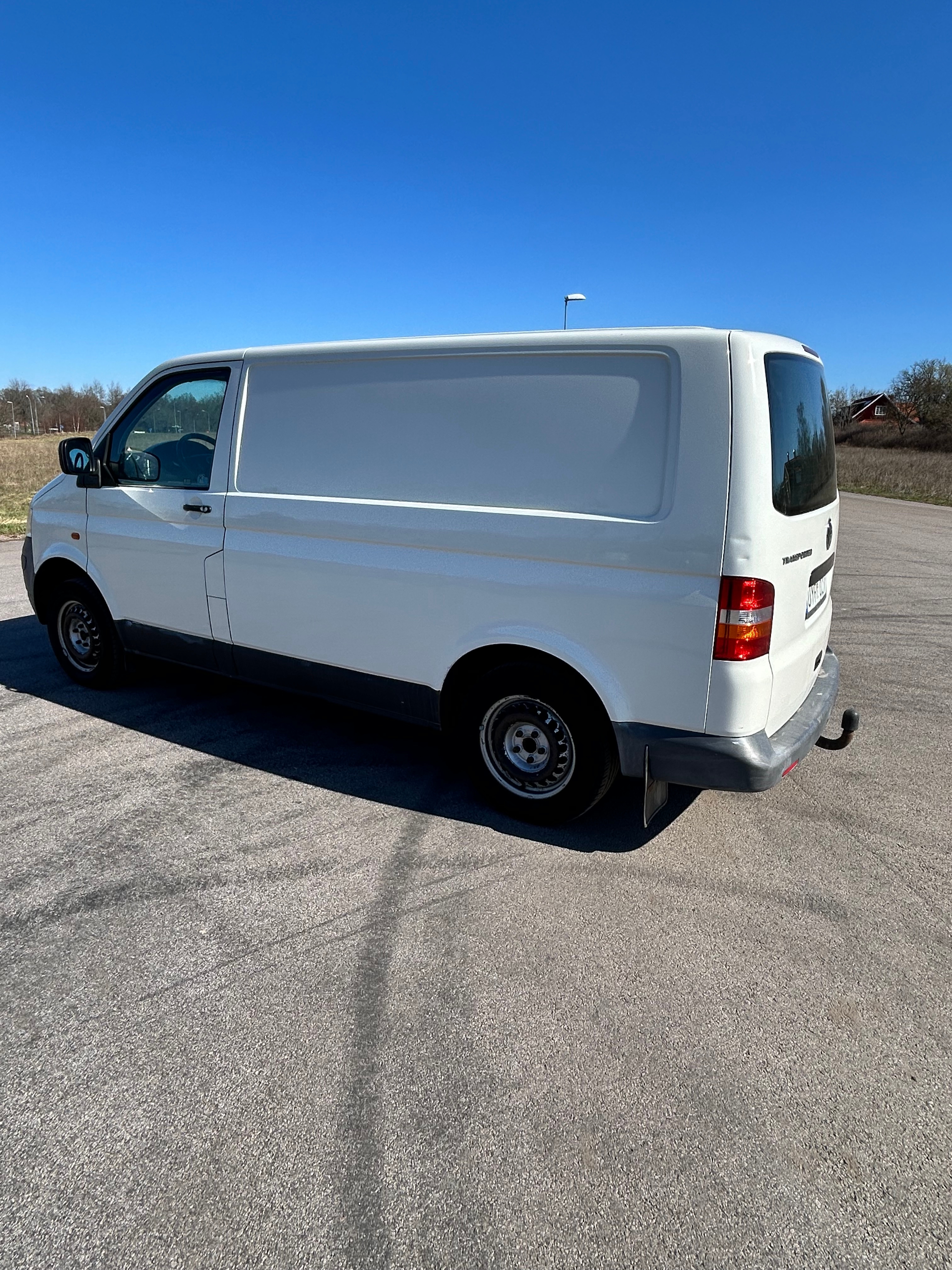 Volkswagen Transporter 2.5 TDI 2004, kuva 5/10
