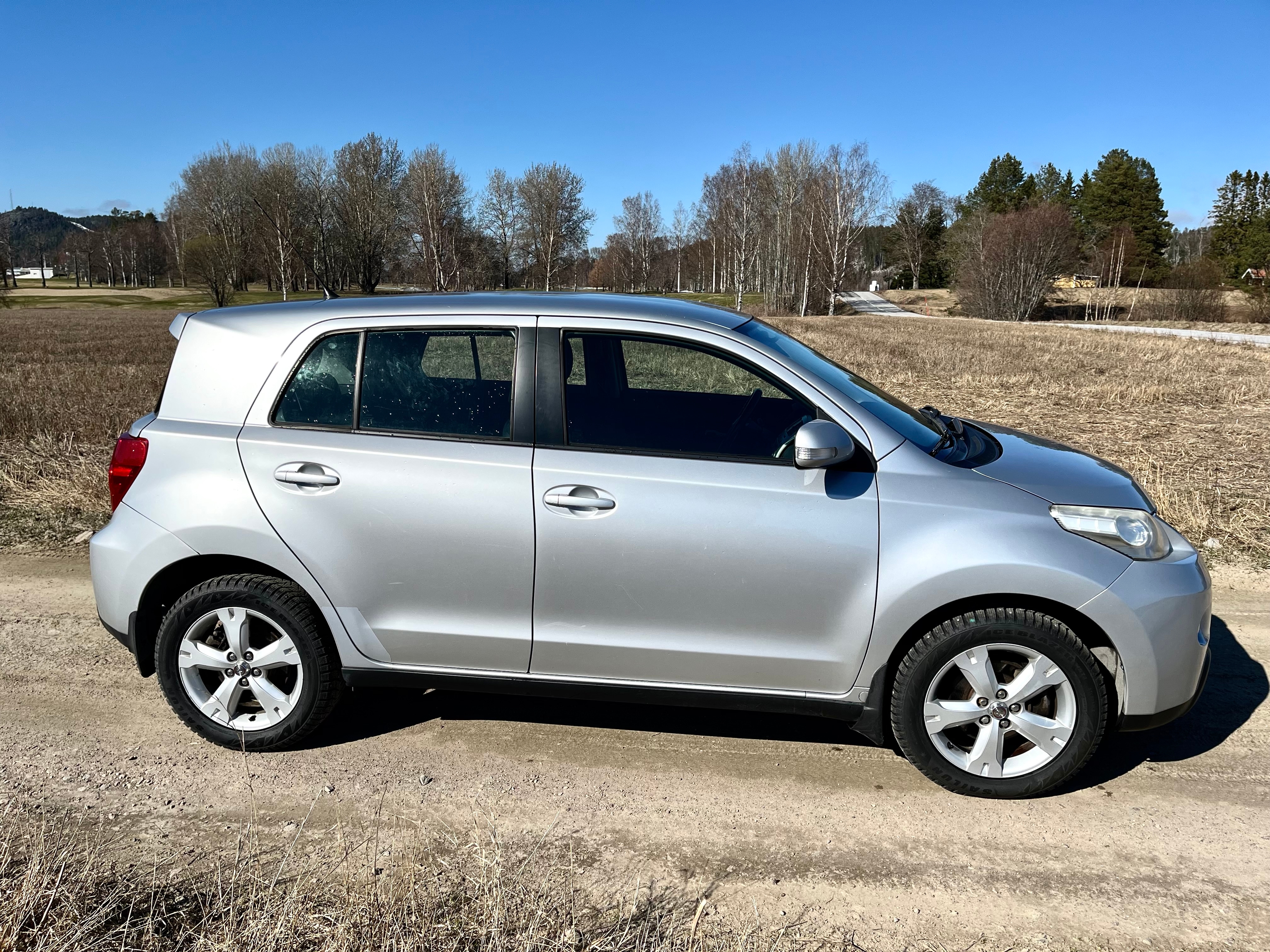 Toyota Urban Cruiser 2010, bild 3/7