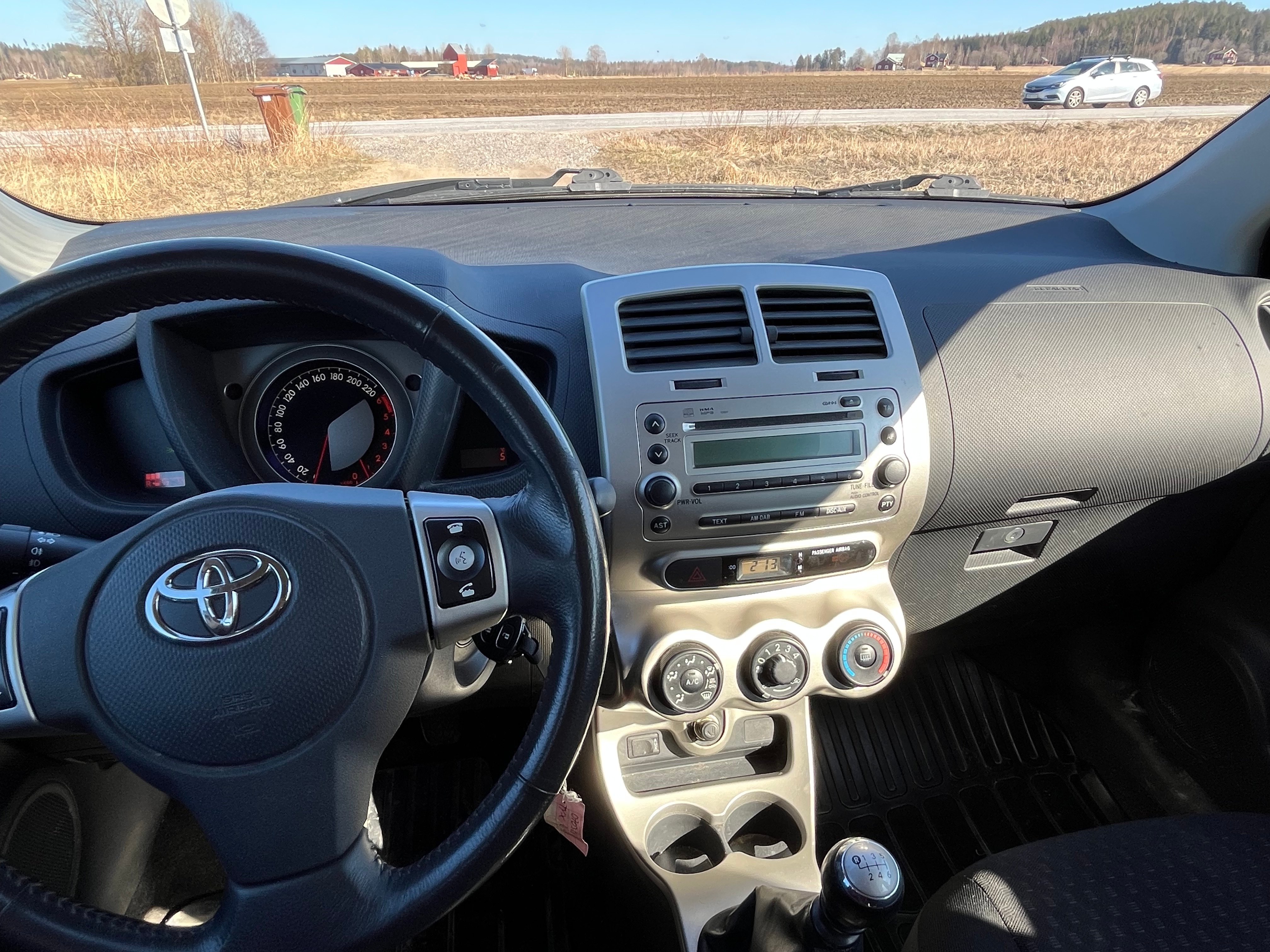 Toyota Urban Cruiser 2010, bild 7/7