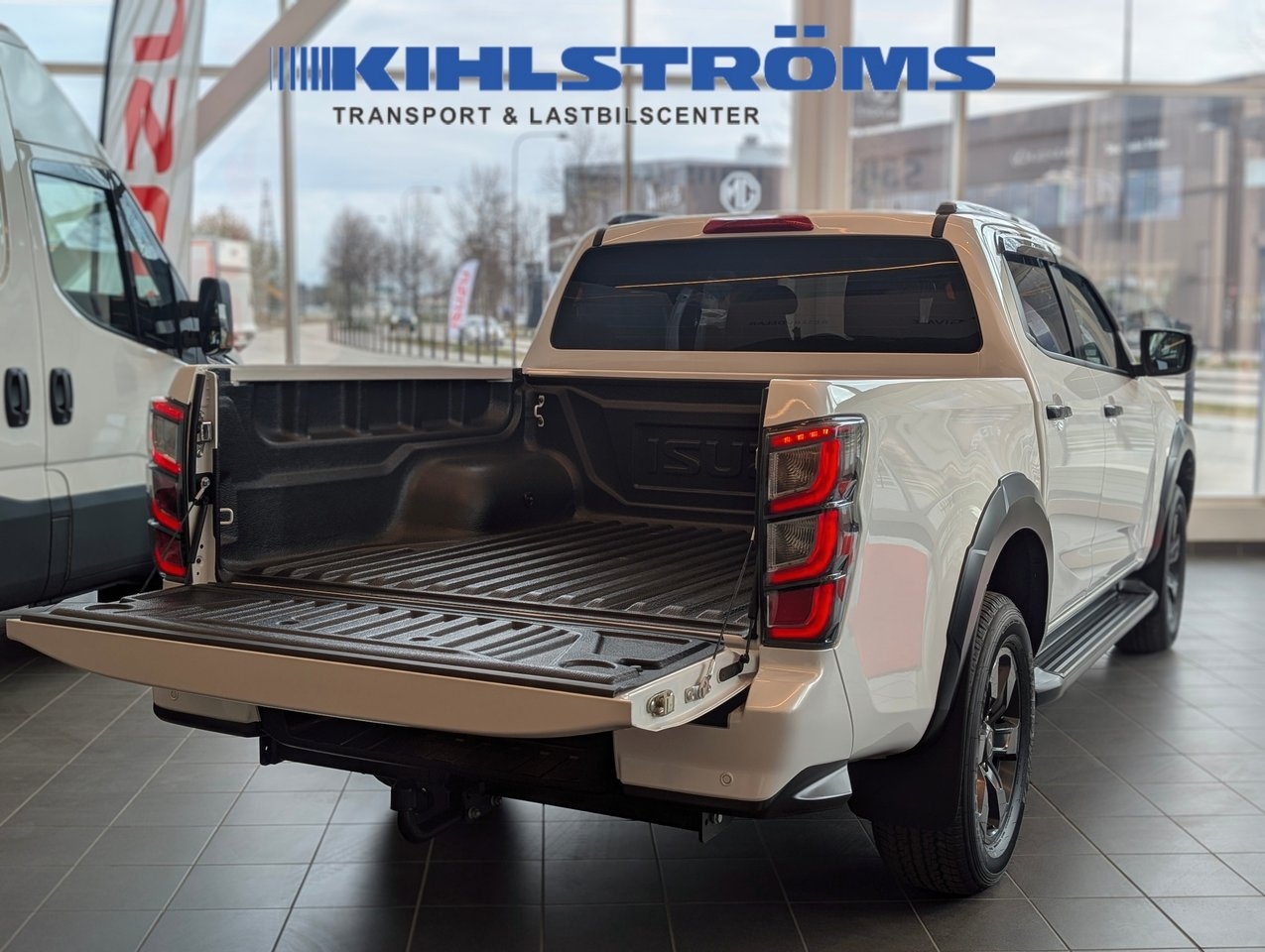 Isuzu D-max XRX 2026, photo 4/6