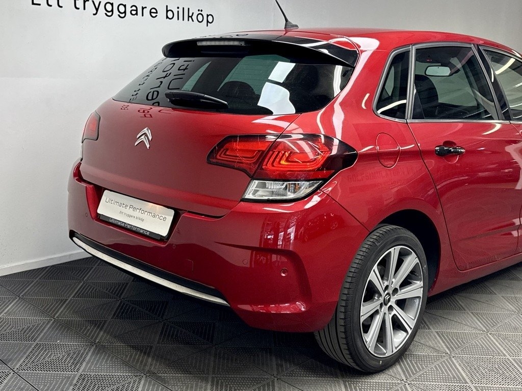 Citroen C4 1.6 BlueHDi SHINE EAT Automat 2015, photo 5/10