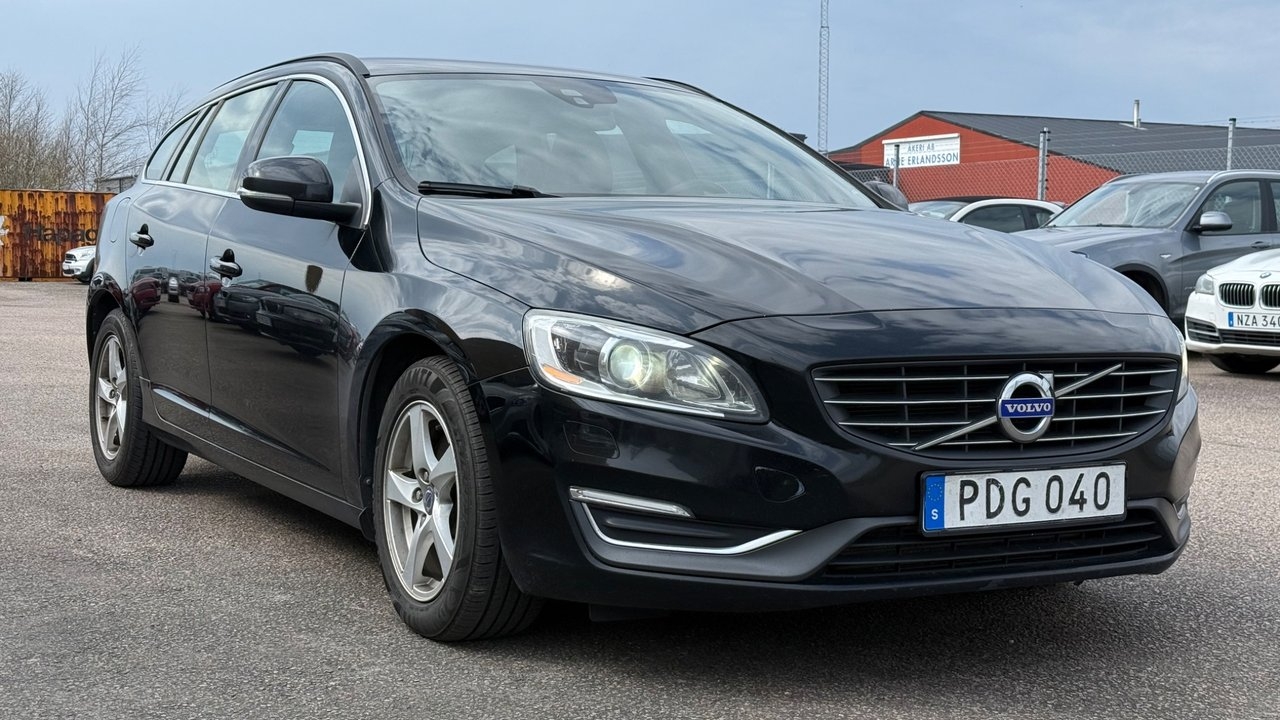 Volvo V60 D4 Geartronic Momentum 2015, bild 3/32
