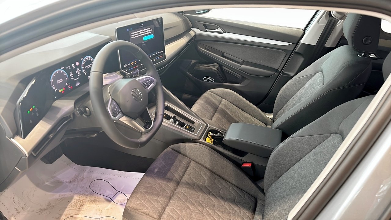 Volkswagen Golf Life Edition 2026, bild 7/10