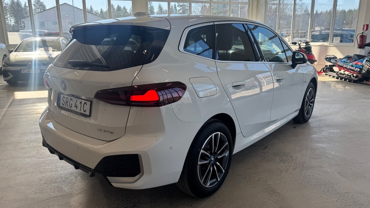 BMW 225 2024, bild 2/10