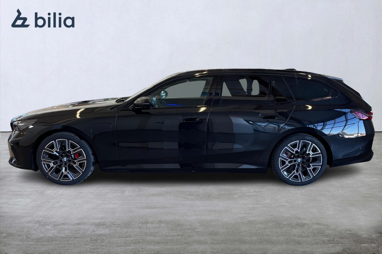BMW 530 e xDrive Touring 2026, bild 3/20